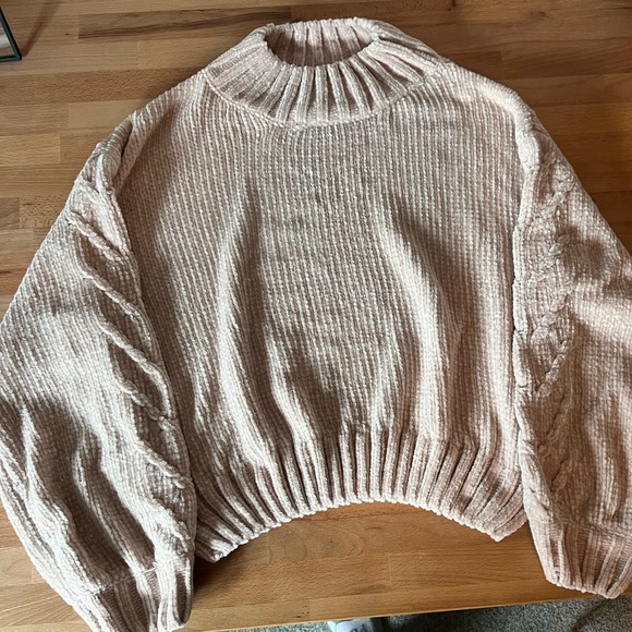 Princess Polly blush pink size 4 sweater, ultra soft - Picture 3 of 3